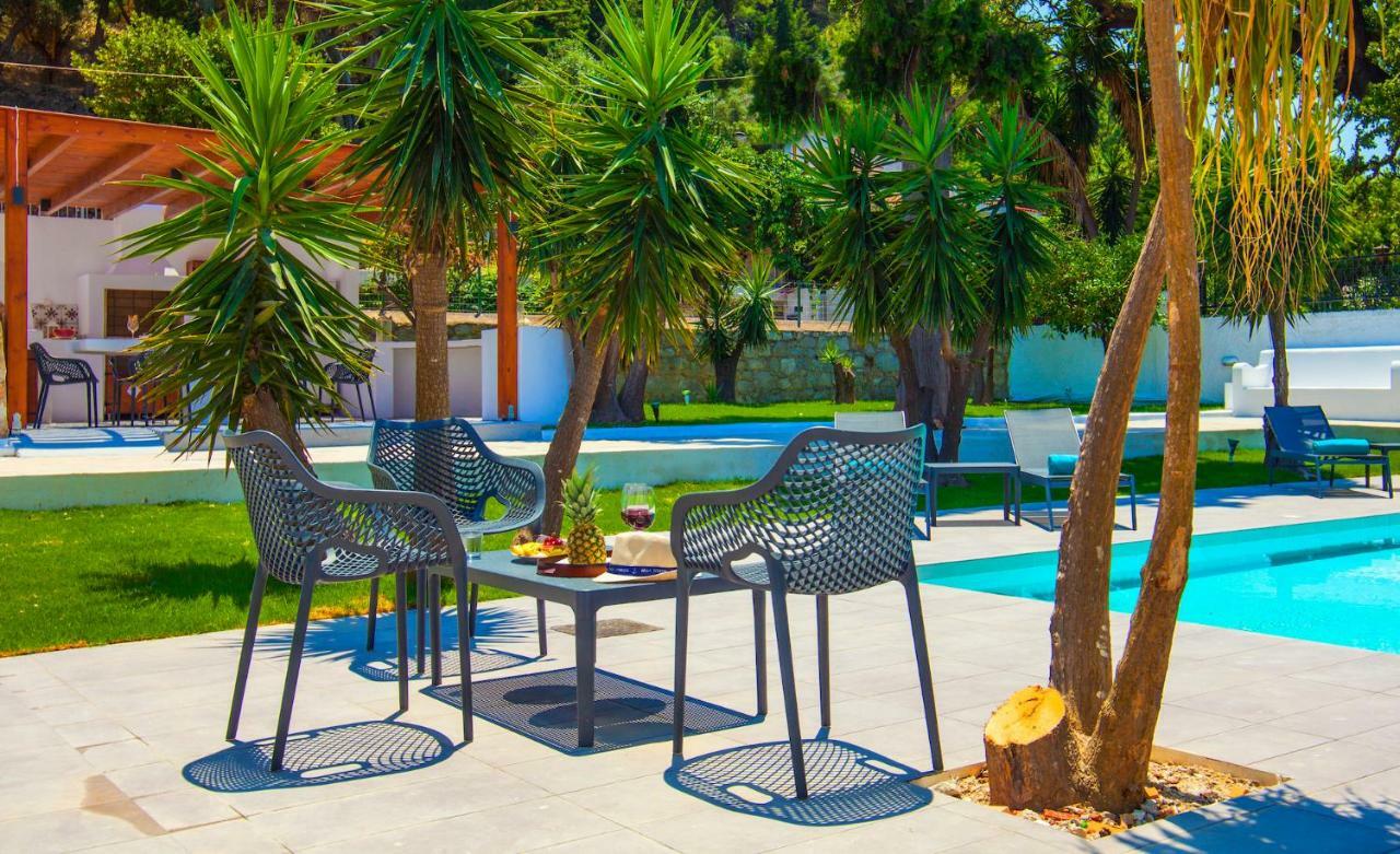 Bella Foresta Villa II Ixia  Extérieur photo