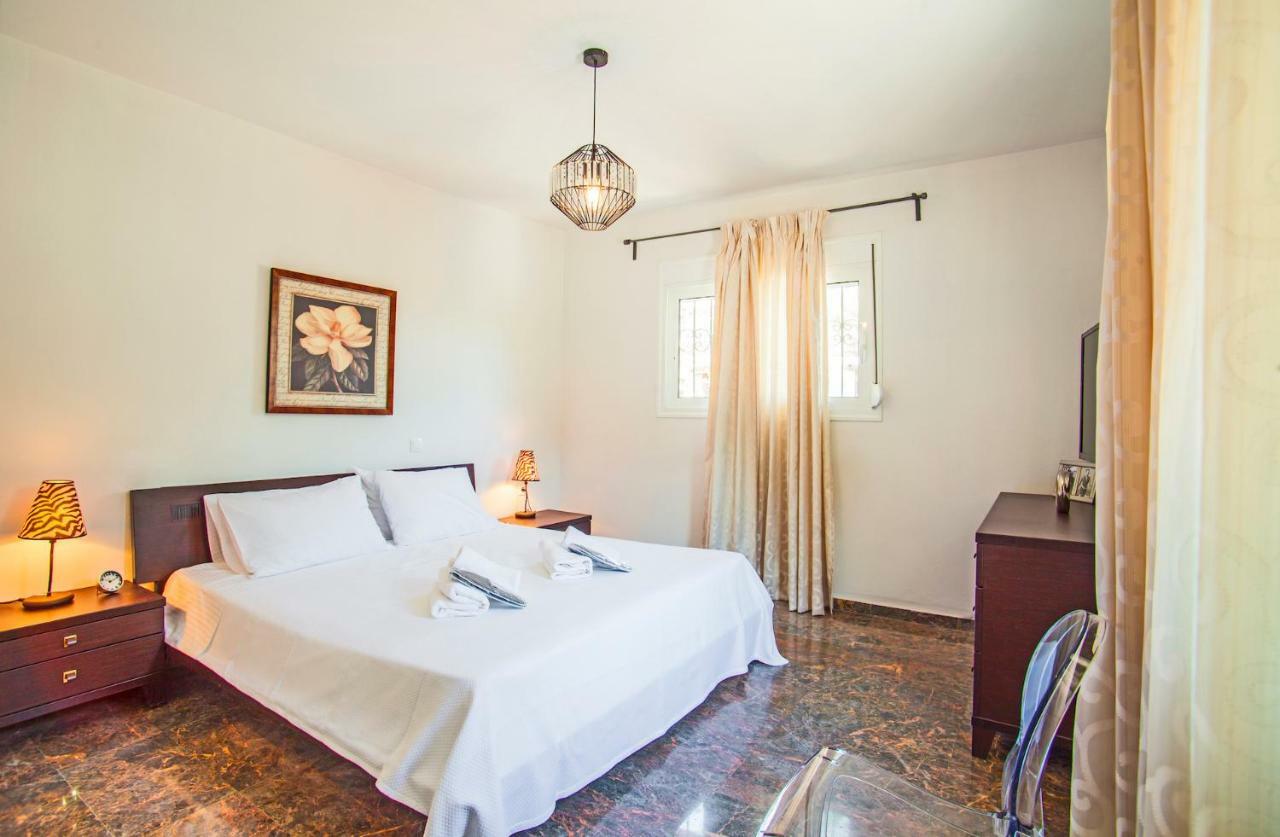 Bella Foresta Villa II Ixia  Extérieur photo